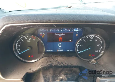 2021 Ford F-150 Xlt z USA, uszkodzony, nr VIN 1FTFW1E85MFC00355